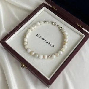 Mother of Pearl Healing Bracelet – Natural Gemstone for Calmness & Protection